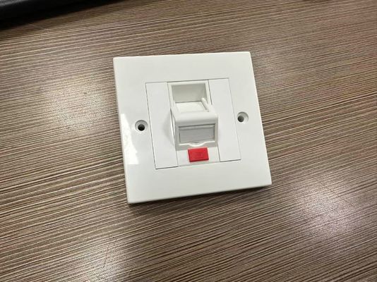 ANSHI LJ6C イギリス式スナップイン 1ポートネットワークケーブル フェイスプレート RJ45 フレーム 86*86MM
